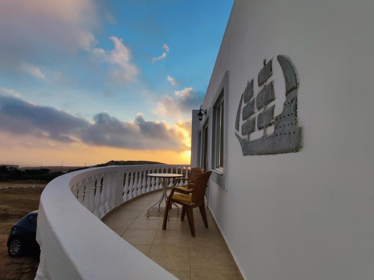 Lakena Sunset View Villa Menetaí Exteriör bild